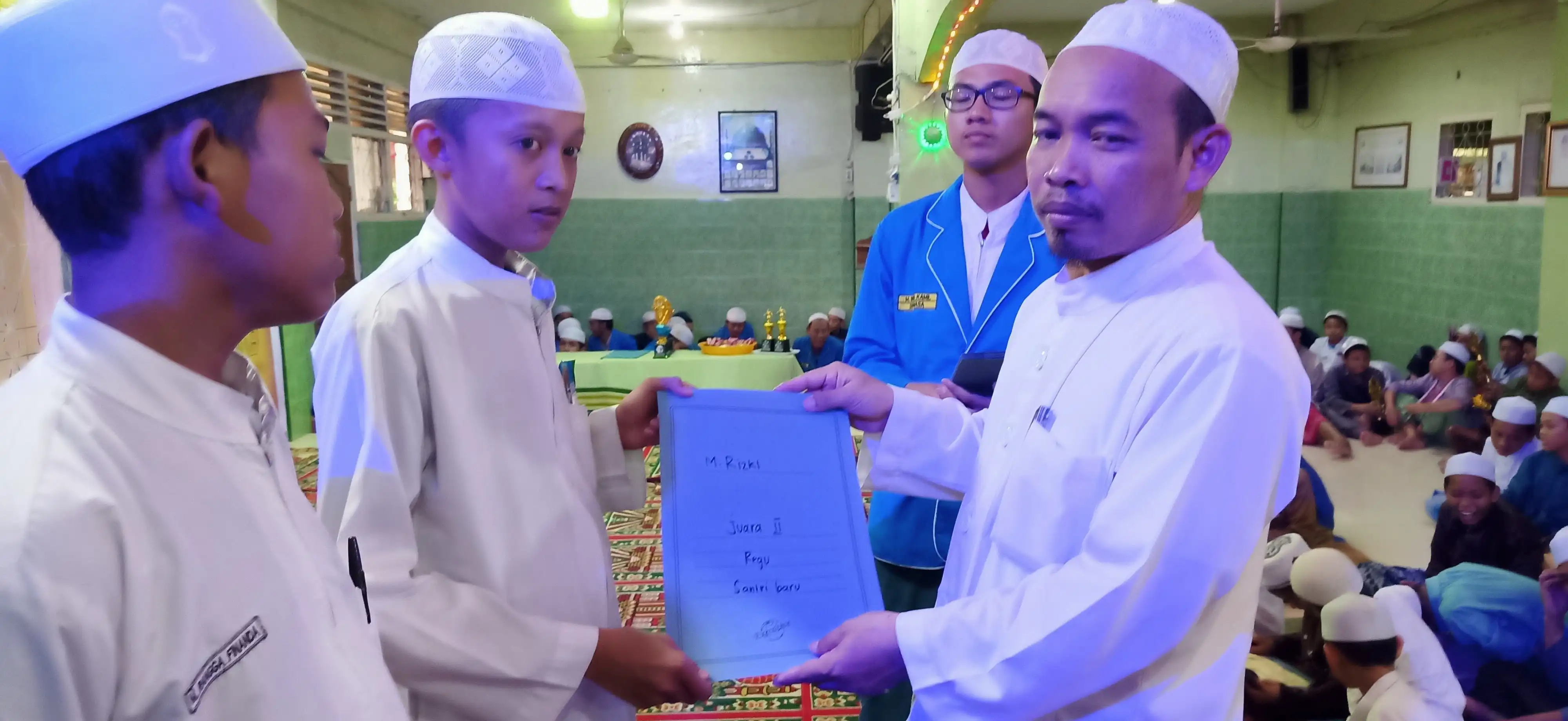 Pembagian Hadiah 127